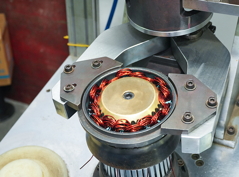 مصنع ووشي سانيو للكهرباء للسيارات