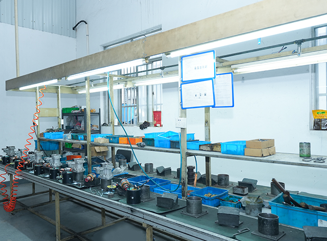 مصنع ووشي سانيو للكهرباء للسيارات