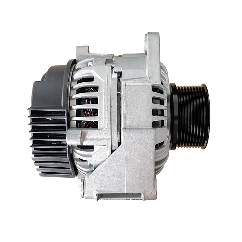 1986A00547،CA1693IR،23535N،1377860،1697024،1697322،1697322R،24V،110A،9PK 84 مولد كهربائي للسيارة من بوش لـ BOVA Futura FHD 10-13،Magiq HD 120-122،Synergy DD 130-138، DAF XF 95،CF 75-85